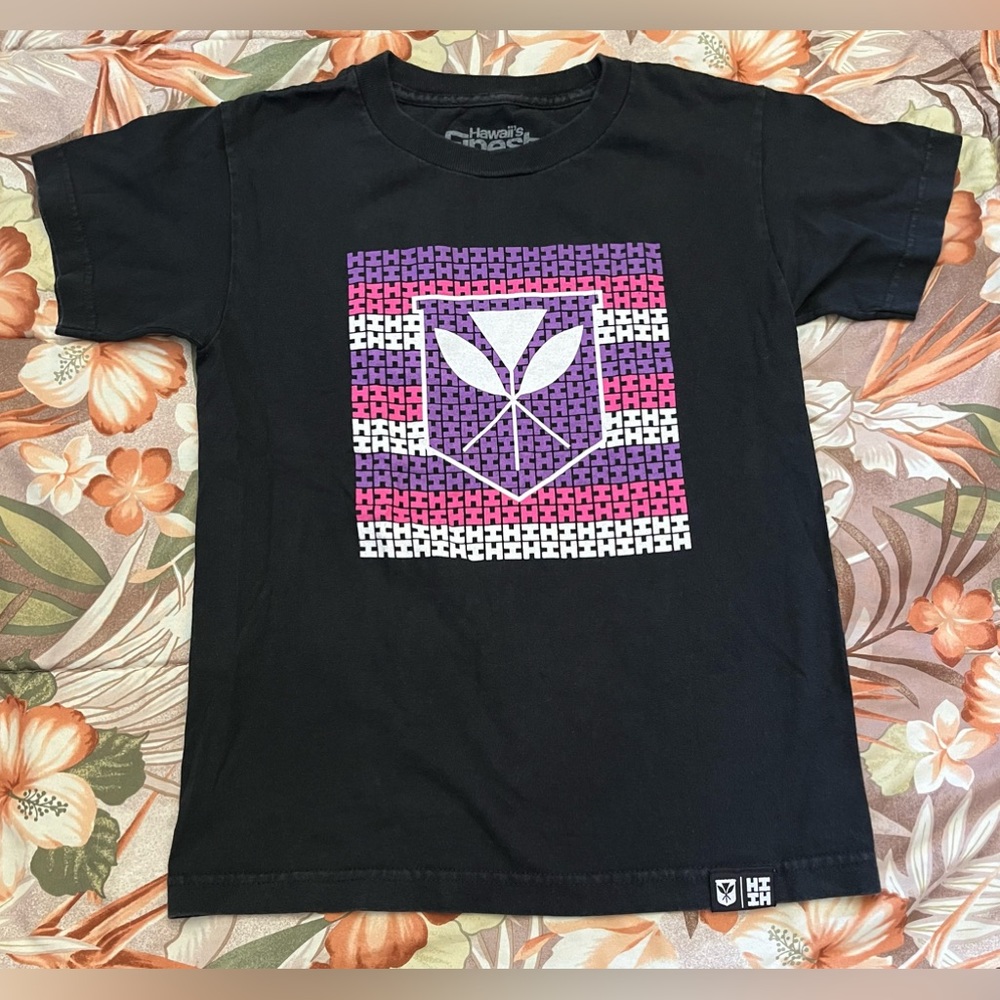 Hawaii’s Finest Kekemapa Line Girls Size Medium T-Shirt